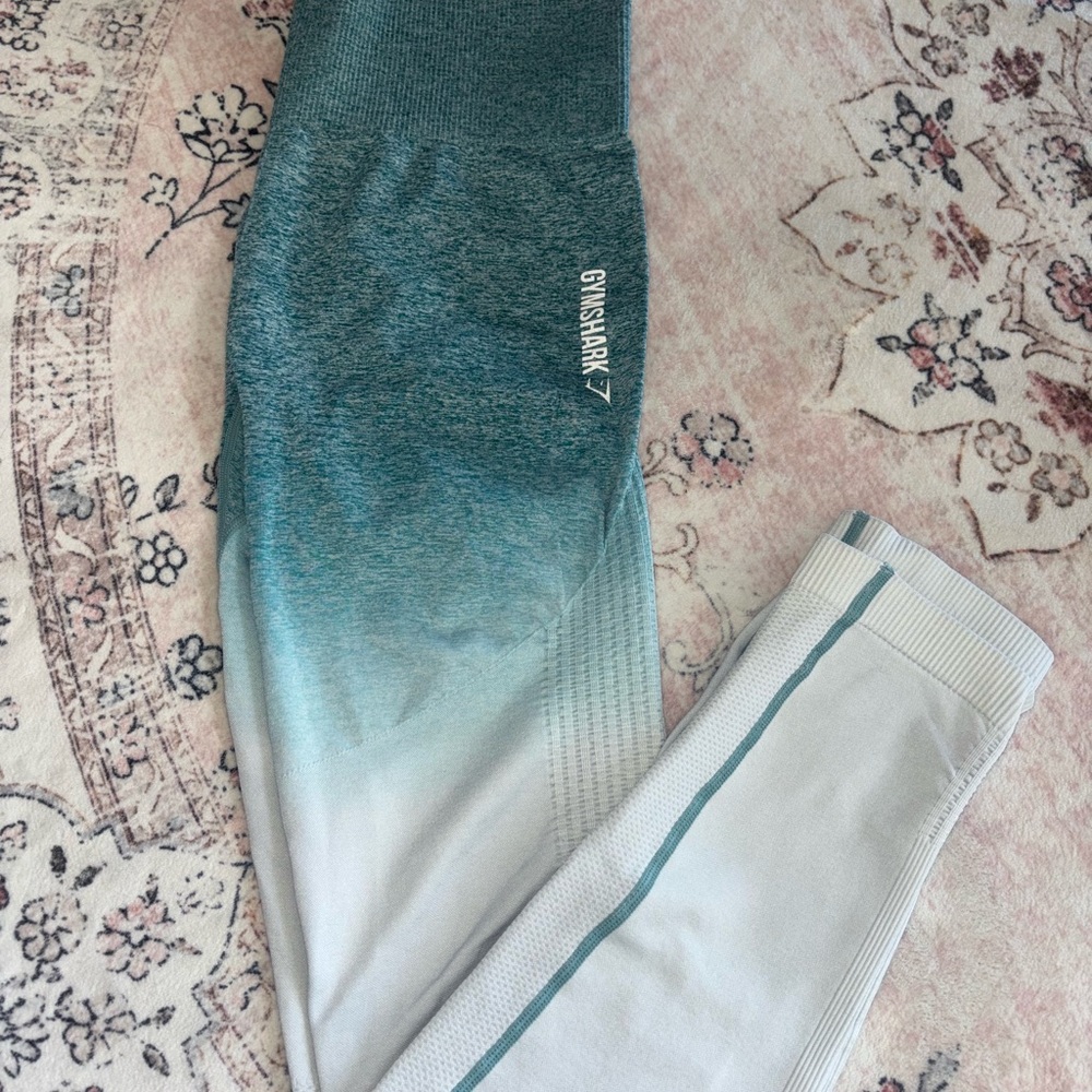 Gymshark Blue and Gray Leggings with Seamless Fit